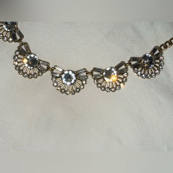 Elegant Silver Necklace with Crystal Accents - Picture 11 of 11